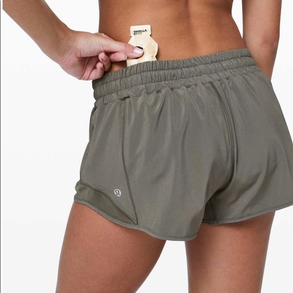 Lulu hotty hot shorts gray sage - Picture 2 of 5